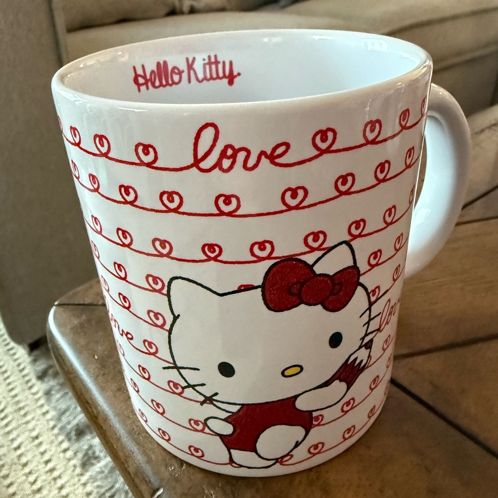 Hello Kitty Valentines Day mug